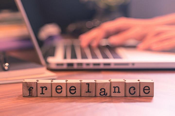 Top 5 des plateformes pour trouver des offres freelance bien payées en 2025